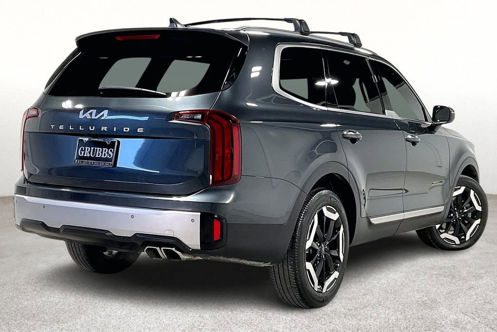 Used 2024 Kia Telluride S w/ S Sunroof Package image 2