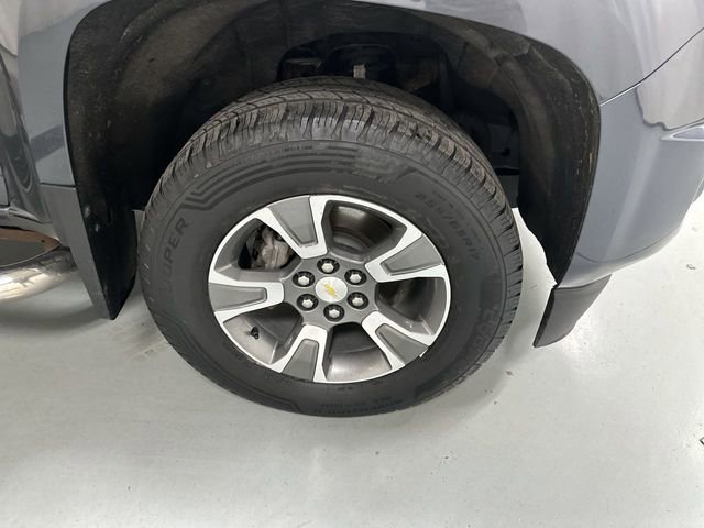 Used 2017 Chevrolet Colorado Z71 AWD/4WD image 19