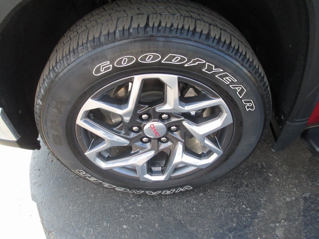 Used 2023 GMC Sierra 1500 SLT image 13