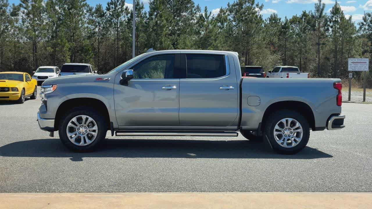 New 2026 Chevrolet Silverado 1500 LTZ w/ LTZ Premium Package AWD/4WD image 5