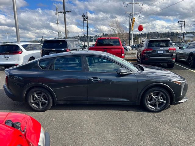 Used 2025 Kia K4 LXS image 6