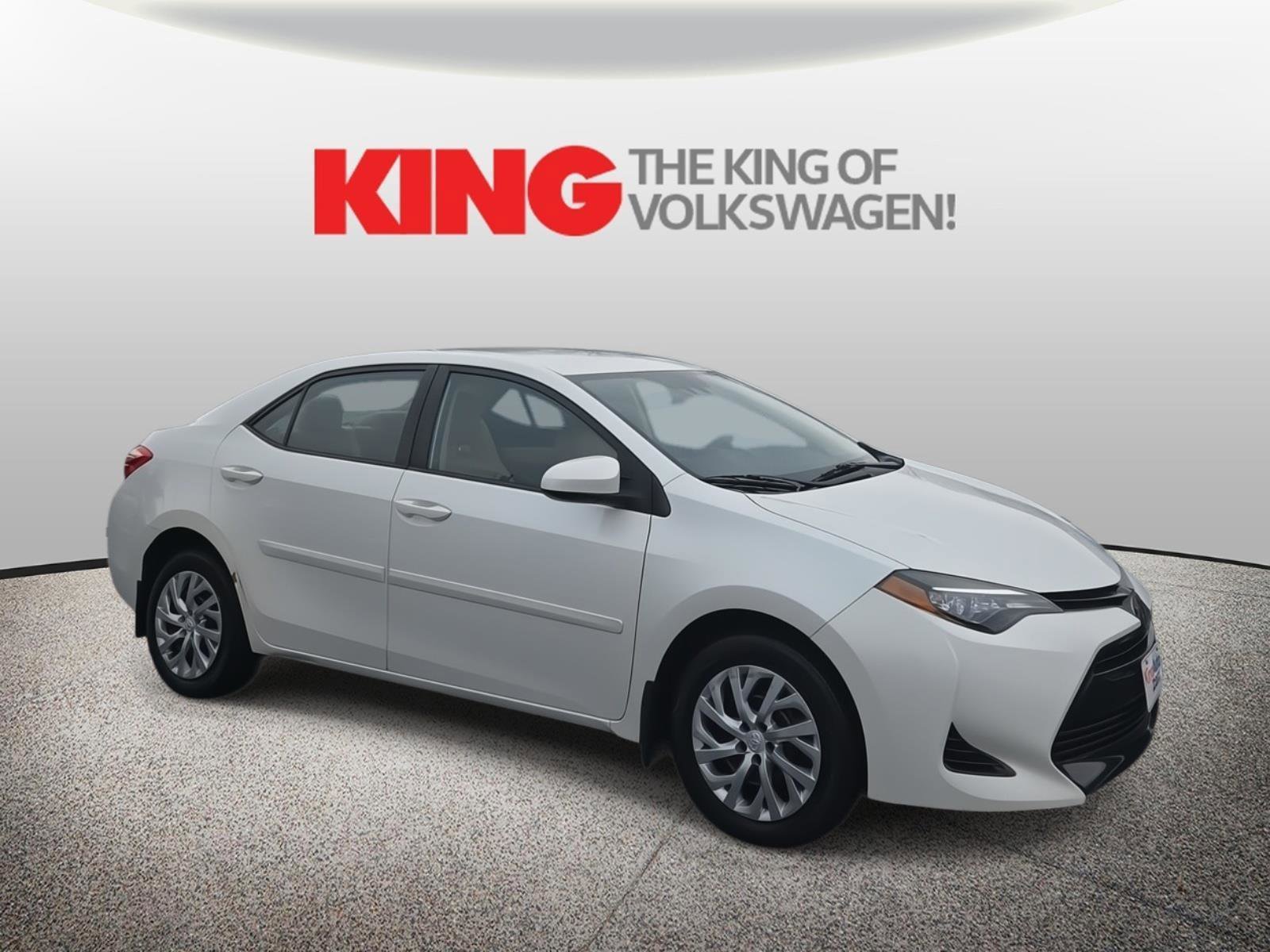 Used 2017 Toyota Corolla LE image 1