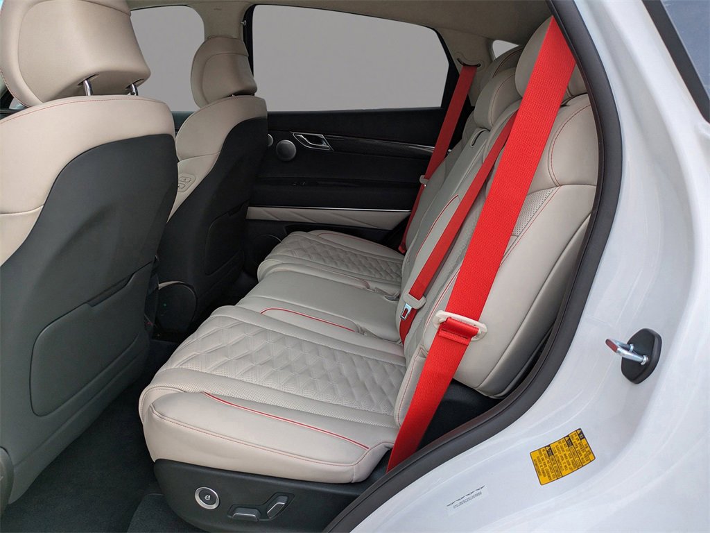 New 2025 Genesis GV80 3.5T e-SC image 15