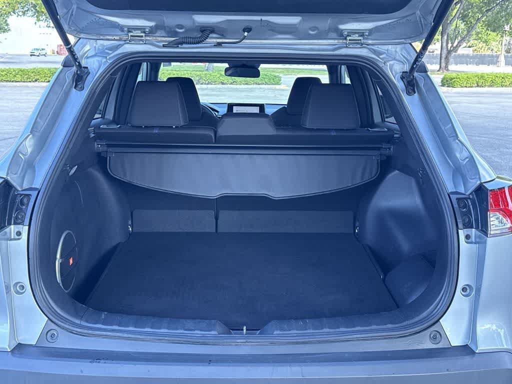 Used 2023 Toyota Corolla Cross AWD Hybrid w/ Moonroof Package image 25