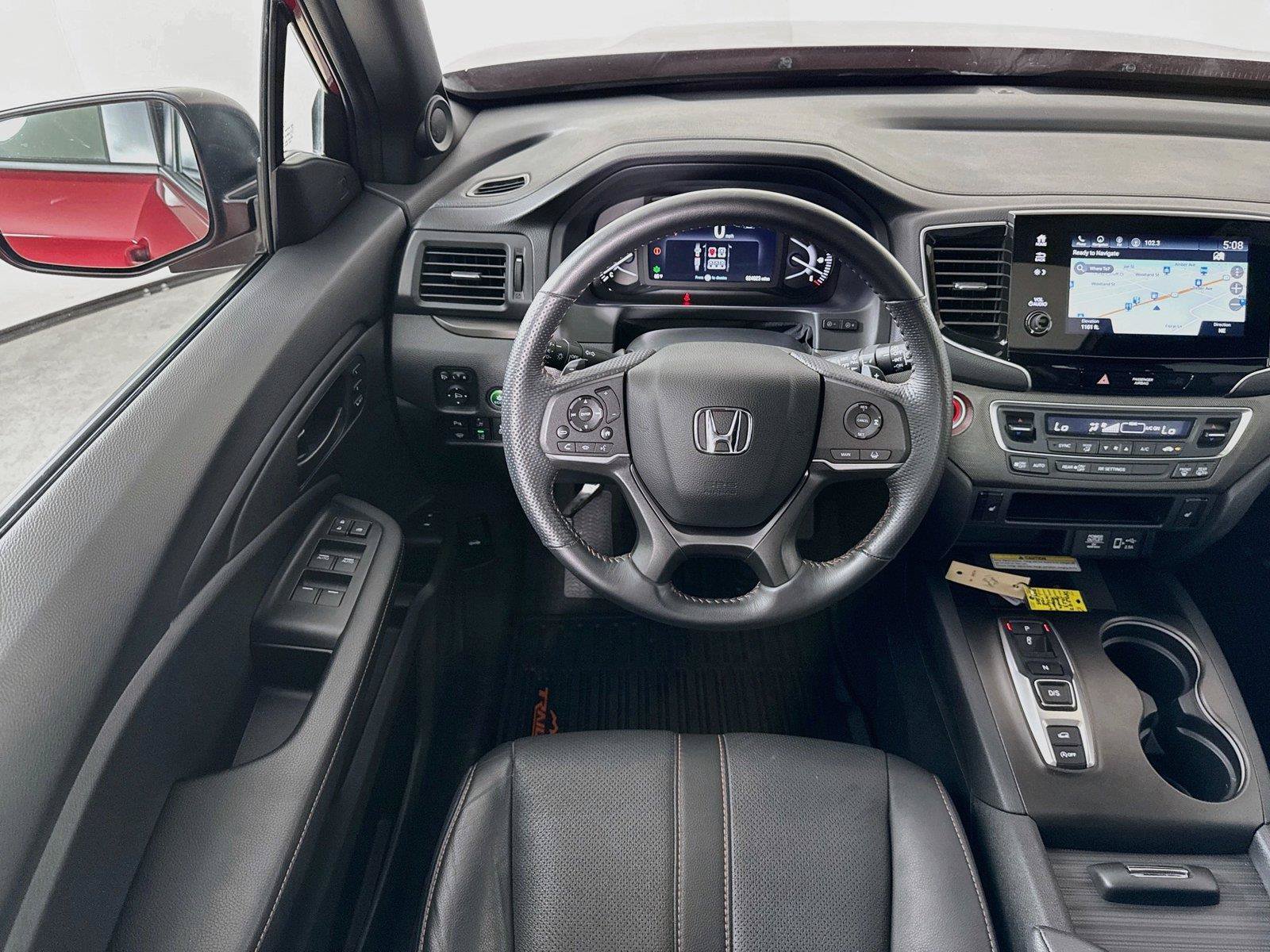 Certified 2023 Honda Passport TrailSport image 2