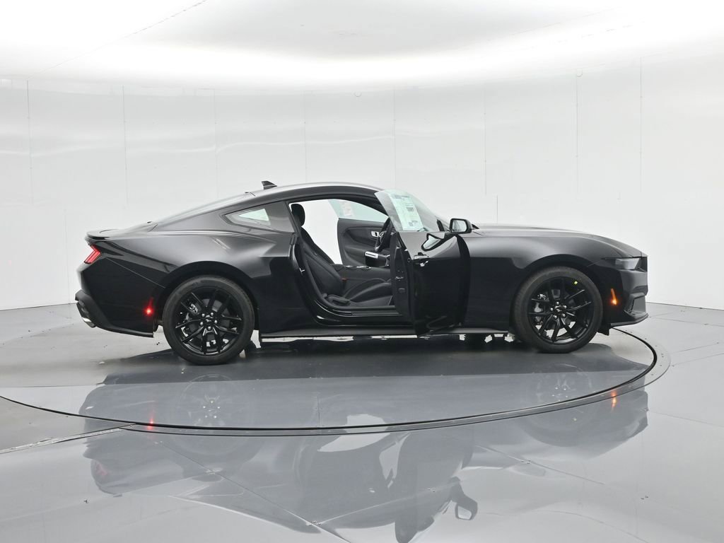 New 2026 Ford Mustang Coupe image 4