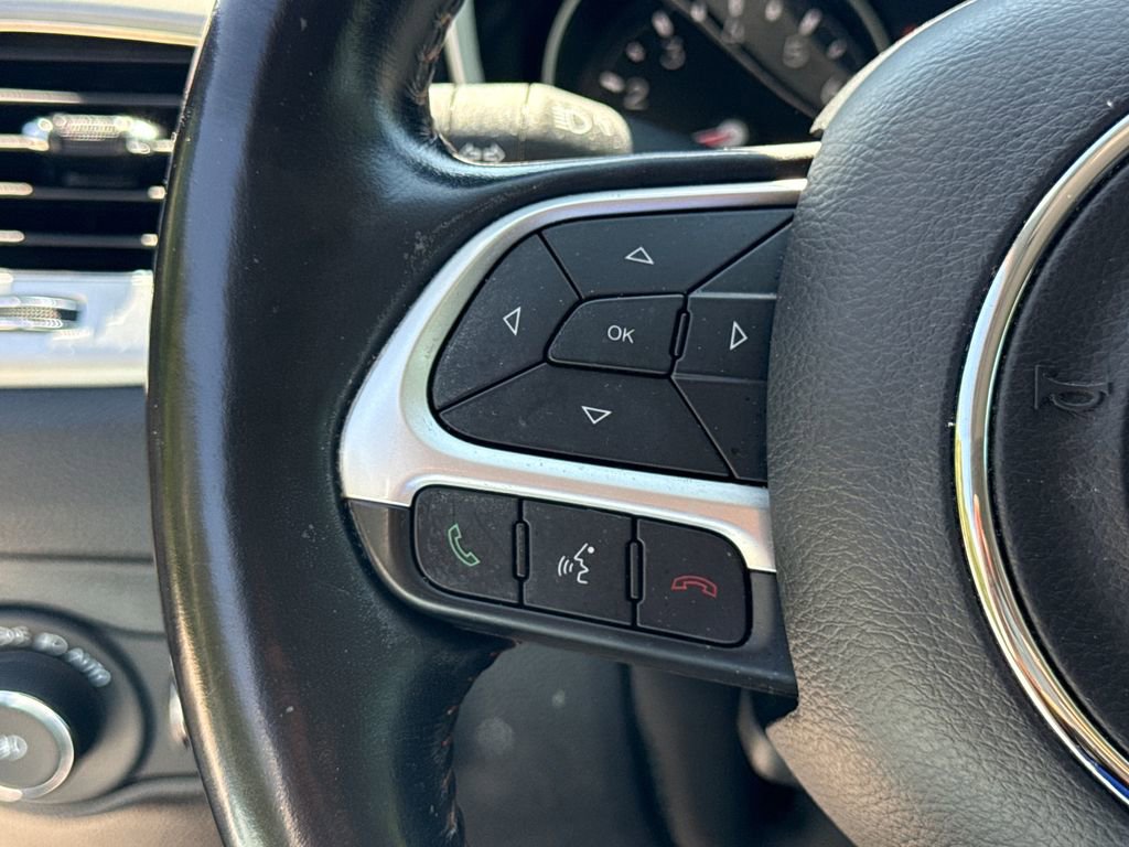 Used 2021 Jeep Compass Latitude w/ Convenience Group image 28