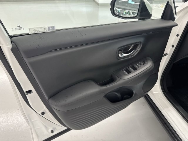 New 2027 Honda HR-V LX image 18