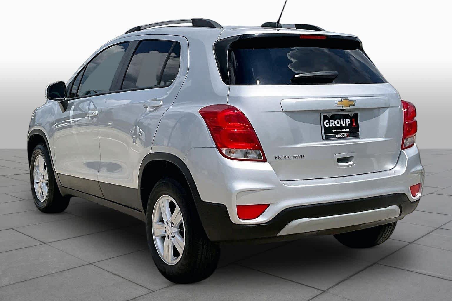 Used 2022 Chevrolet Trax LT AWD/4WD image 12