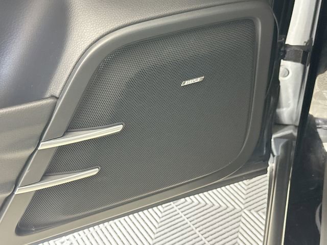 Used 2017 Porsche Cayenne Platinum Edition image 18