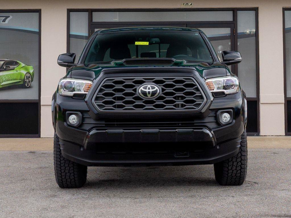 Used 2020 Toyota Tacoma TRD Sport RWD image 7