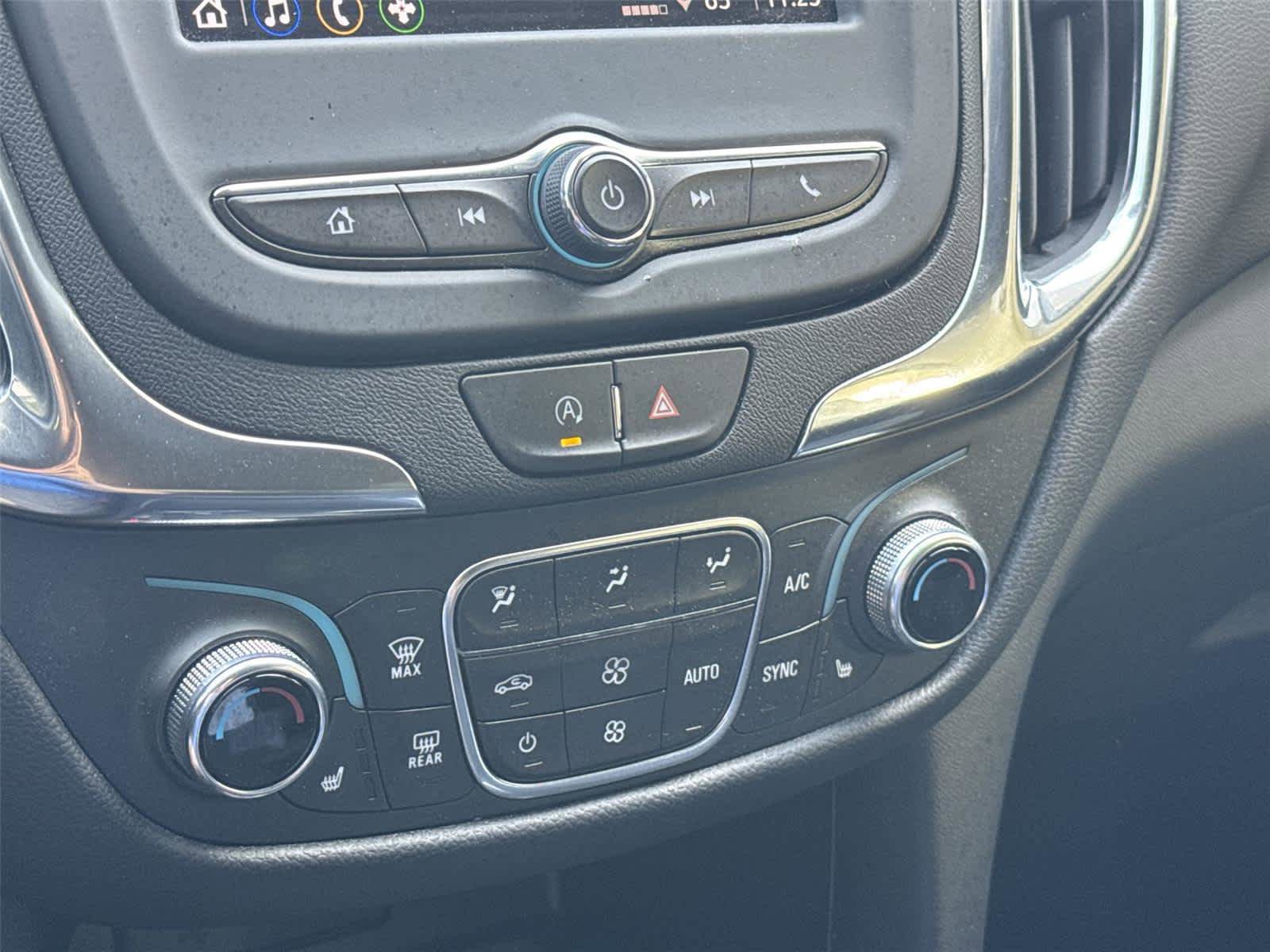 Certified 2023 Chevrolet Equinox LT AWD/4WD image 19