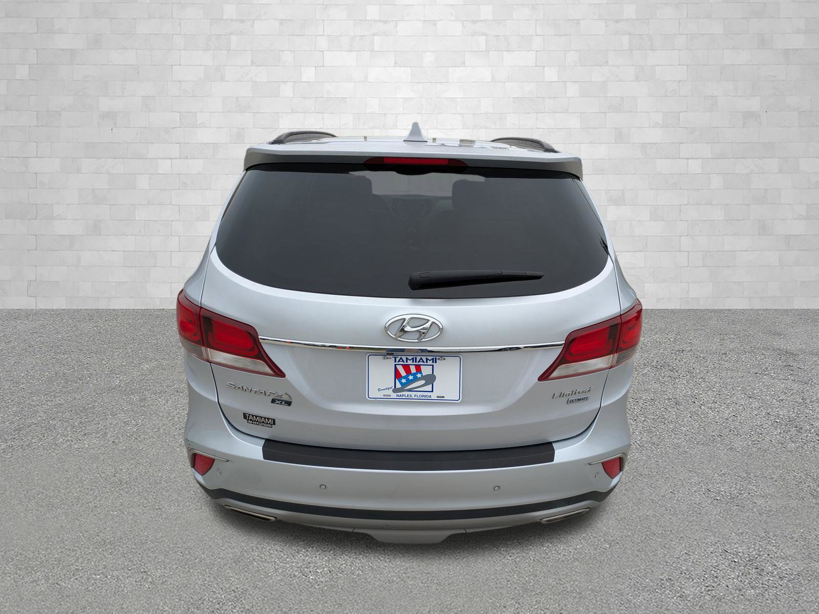 Used 2019 Hyundai Santa Fe XL image 3