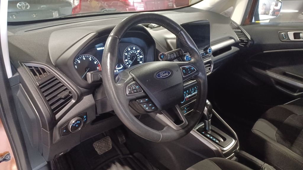 Used 2018 Ford EcoSport SE image 4