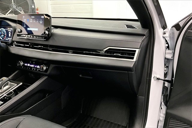 Used 2024 Mitsubishi Outlander SEL Black Edition image 15