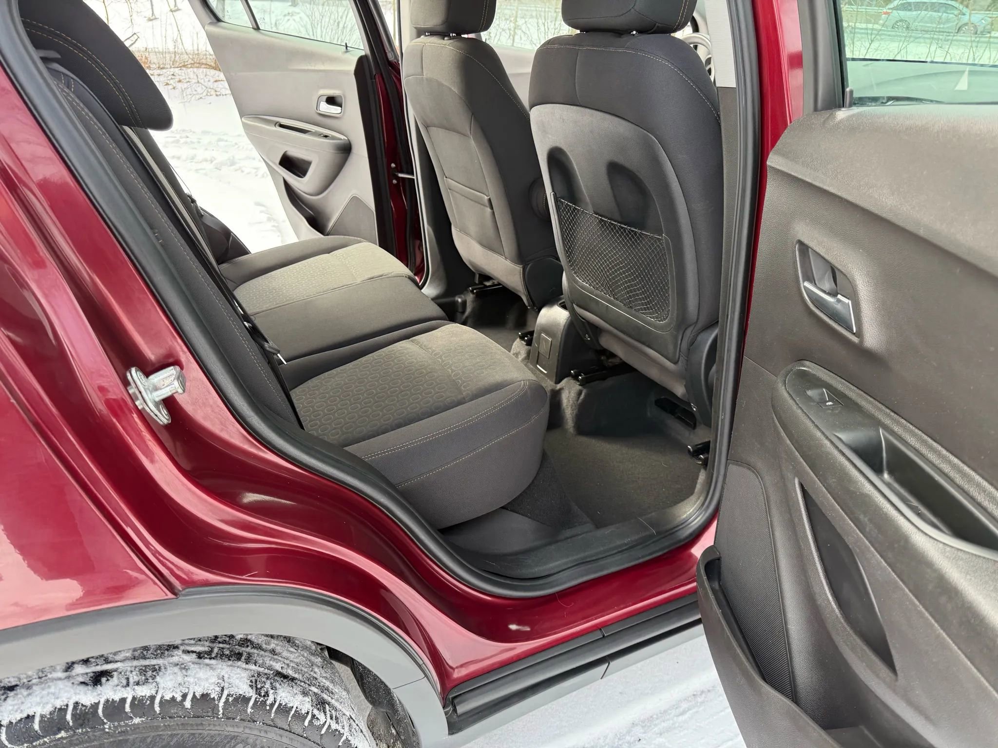 Used 2017 Chevrolet Trax LS w/ LPO, Cargo Package image 16