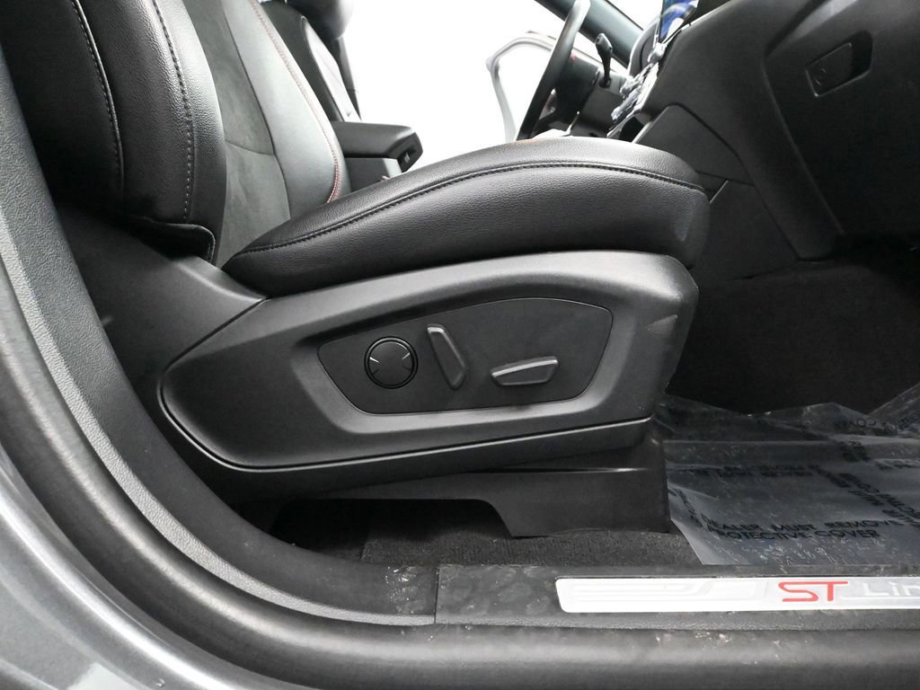 Used 2022 Ford Explorer ST-Line w/ Class IV Trailer Tow Package image 53