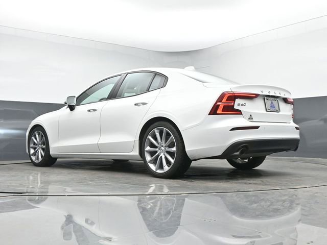 Used 2020 Volvo S60 T5 Momentum FWD image 19