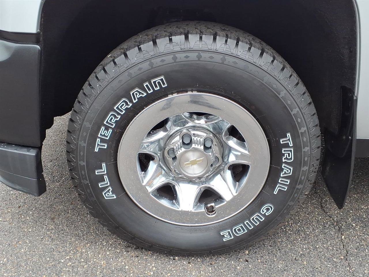 Used 2019 Chevrolet Silverado 1500 W/T AWD/4WD image 11