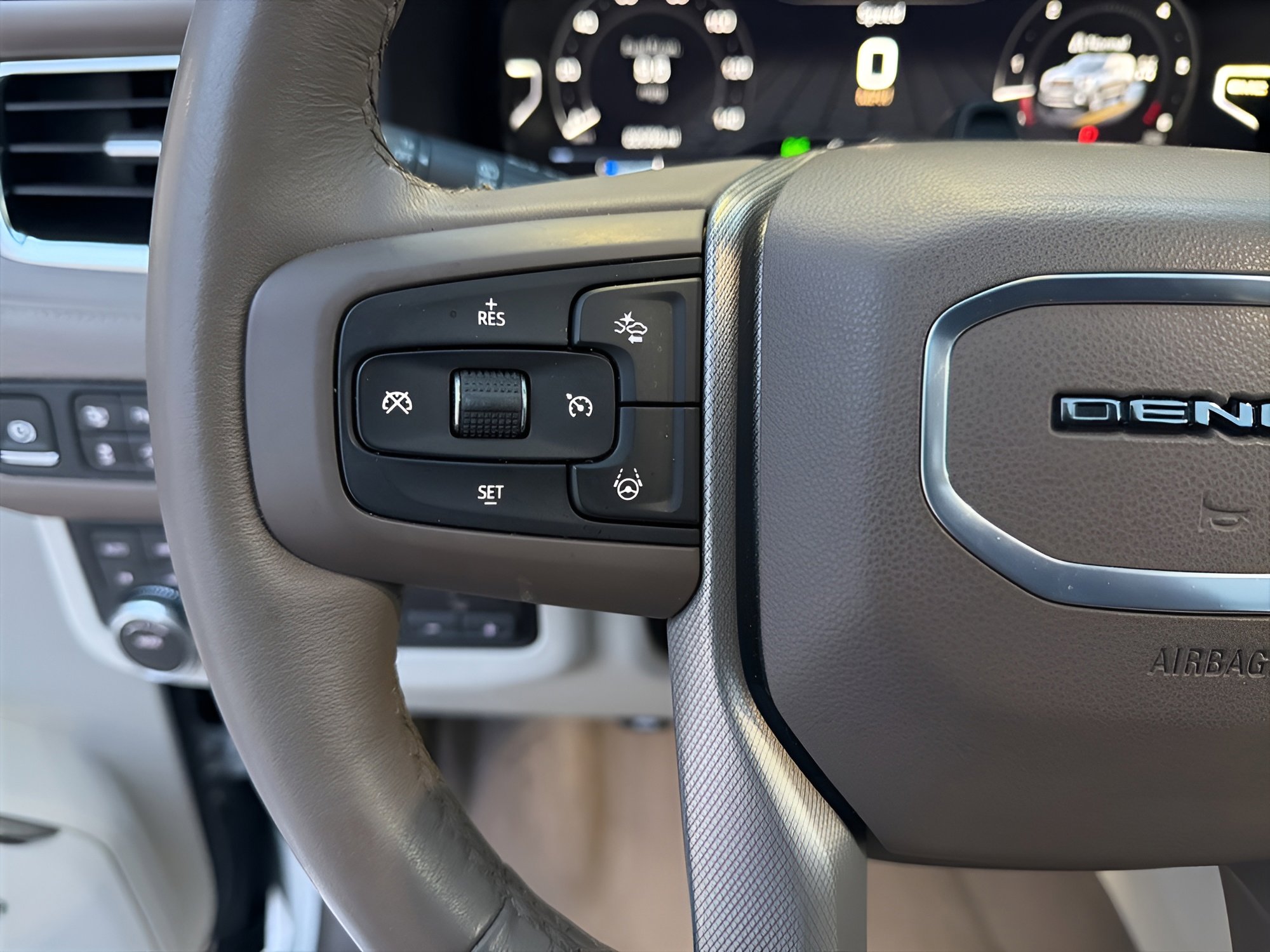 Certified 2024 GMC Yukon XL Denali w/ Advanced Technology Package image 17