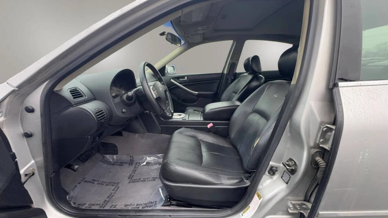 Used 2004 INFINITI G35 x Sedan image 12