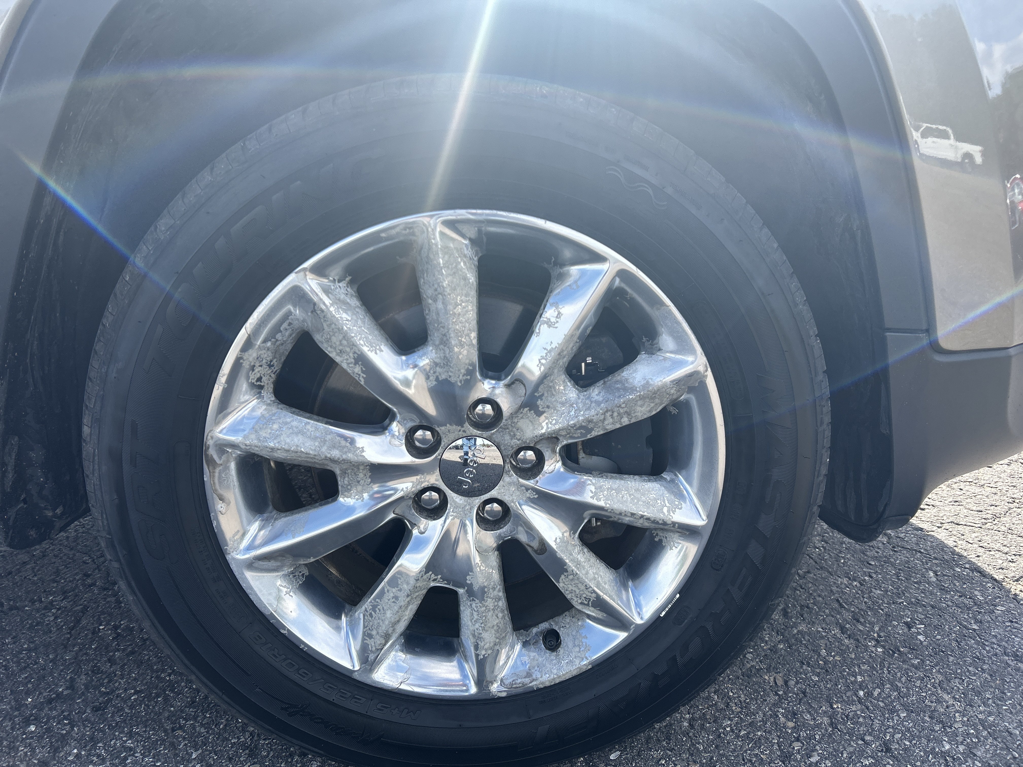 Used 2016 Jeep Cherokee Limited AWD/4WD image 29