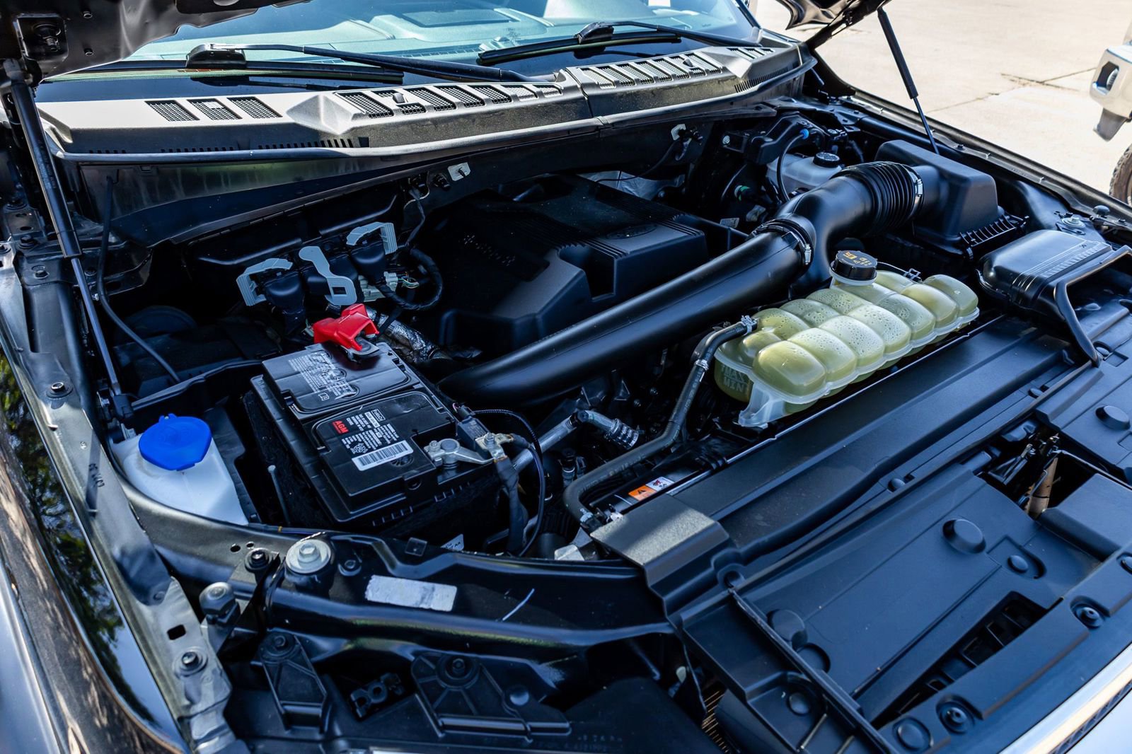 Used 2020 Ford F150 King Ranch w/ Equipment Group 601A Luxury AWD/4WD image 37