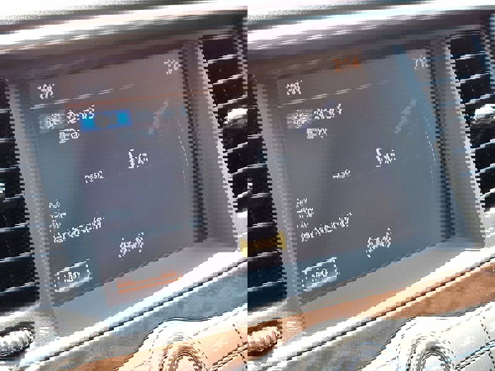 Used 2017 Nissan Armada Platinum w/ Captain Seat Package image 14