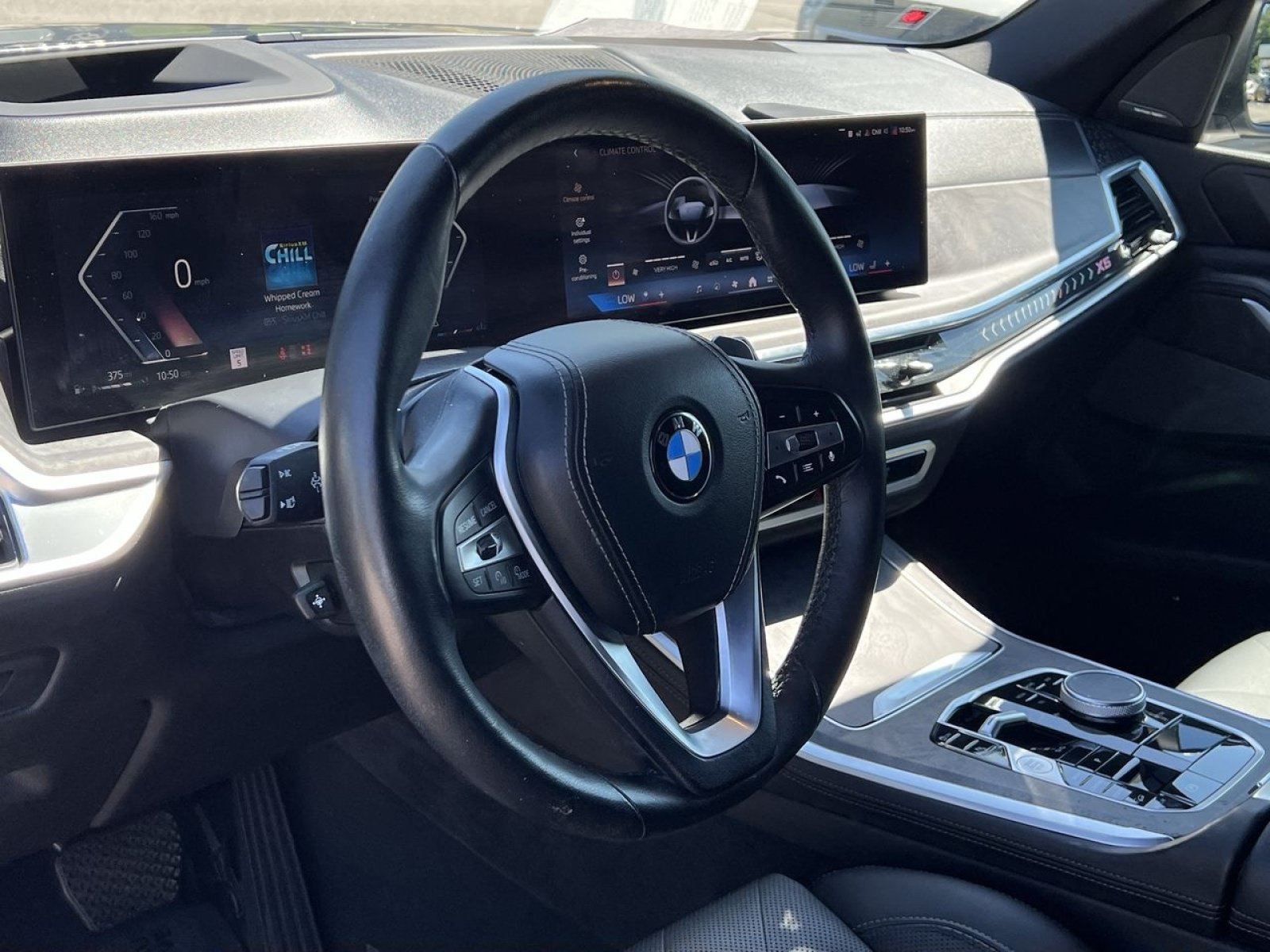 Used 2024 BMW X5 xDrive40i w/ Premium Package AWD/4WD image 17