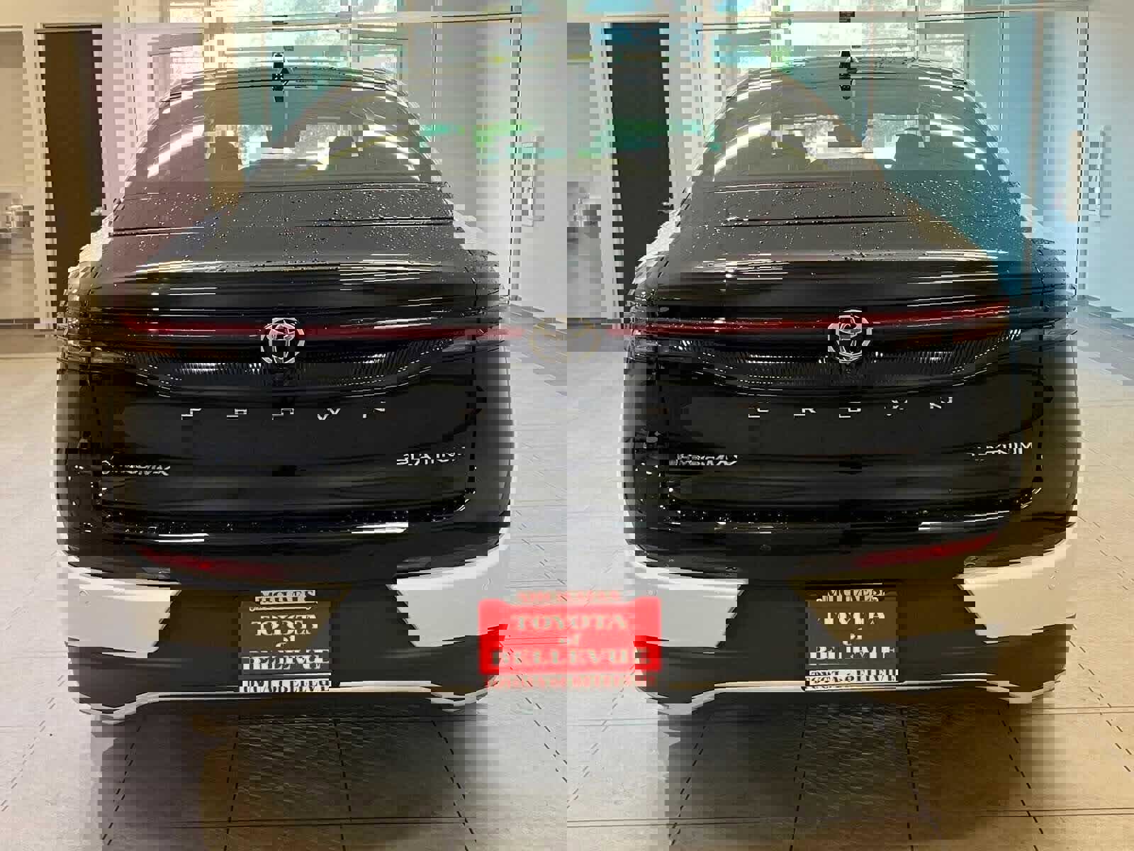 New 2026 Toyota Crown Platinum image 5