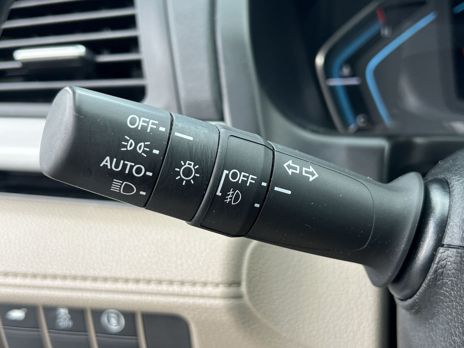 Used 2023 Honda Odyssey Touring image 39