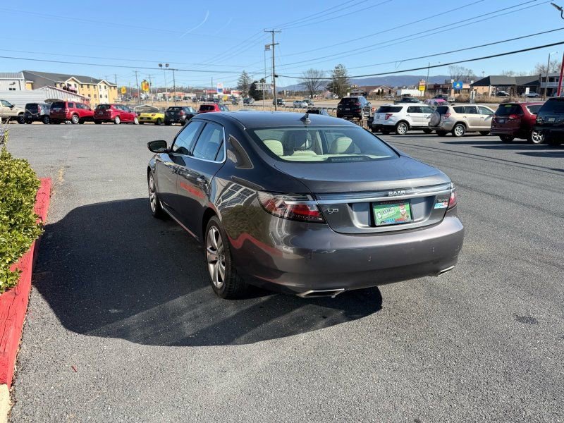 Used 2011 Saab 9-5 Turbo4 image 7
