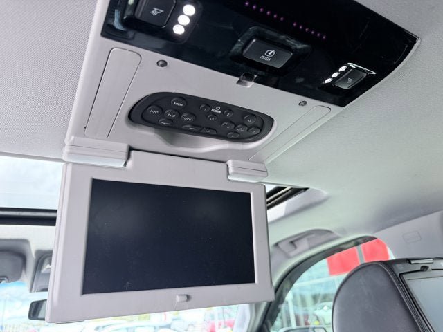 Used 2015 Chevrolet Tahoe LTZ AWD/4WD image 26