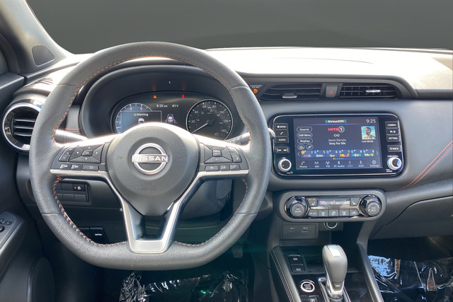 Used 2024 Nissan Kicks SR w/ SR Premium Package FWD image 10