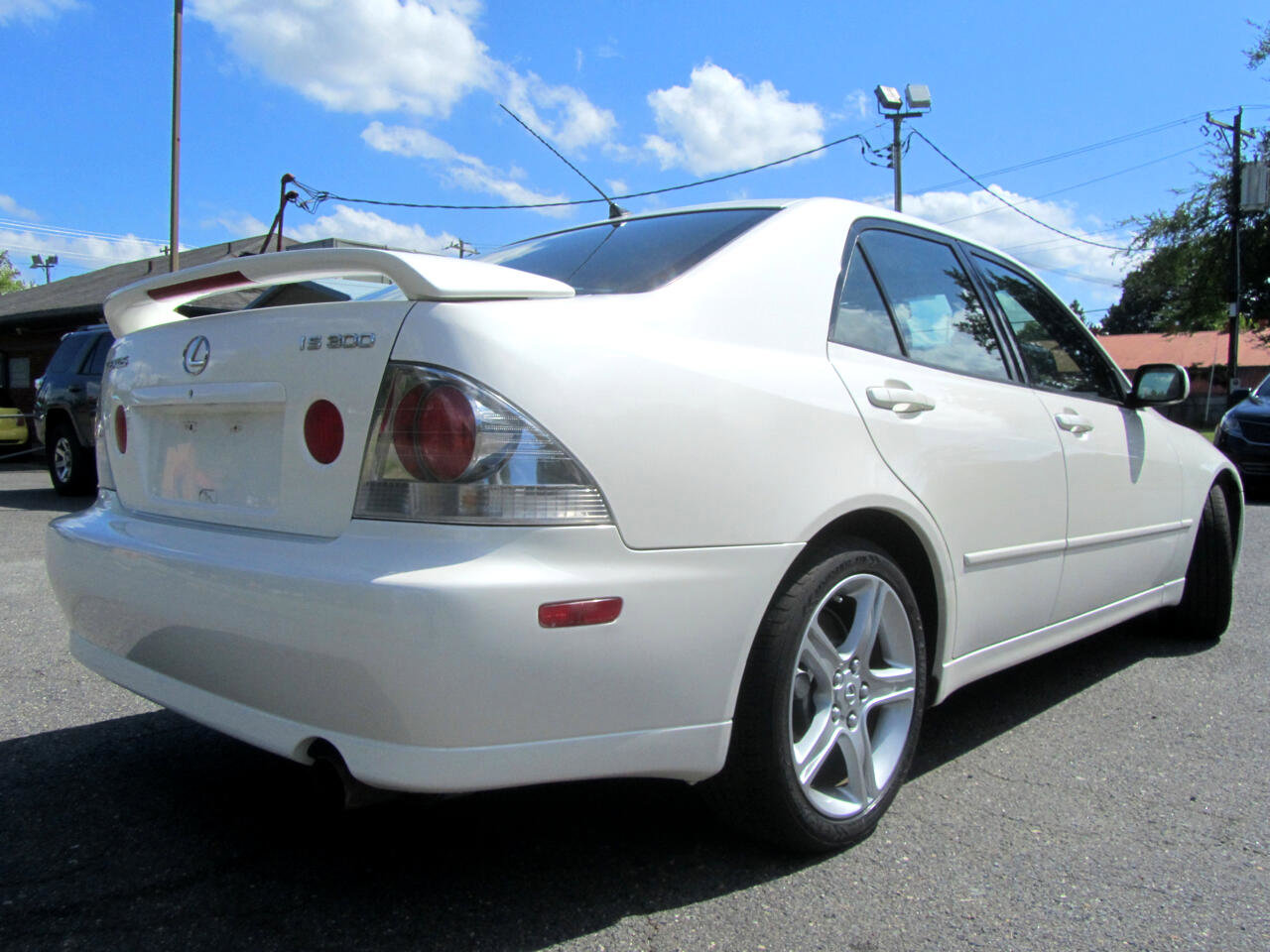 Used 2001 Lexus IS 300 image 10
