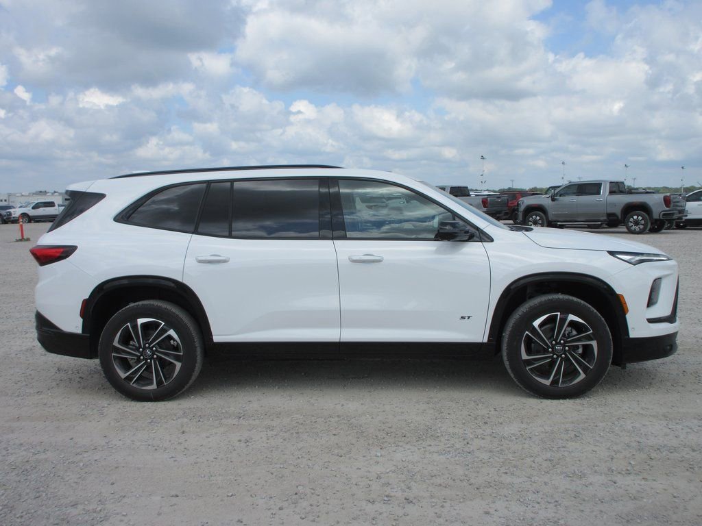 New 2026 Buick Enclave Sport Touring w/ Super Cruise Package image 3
