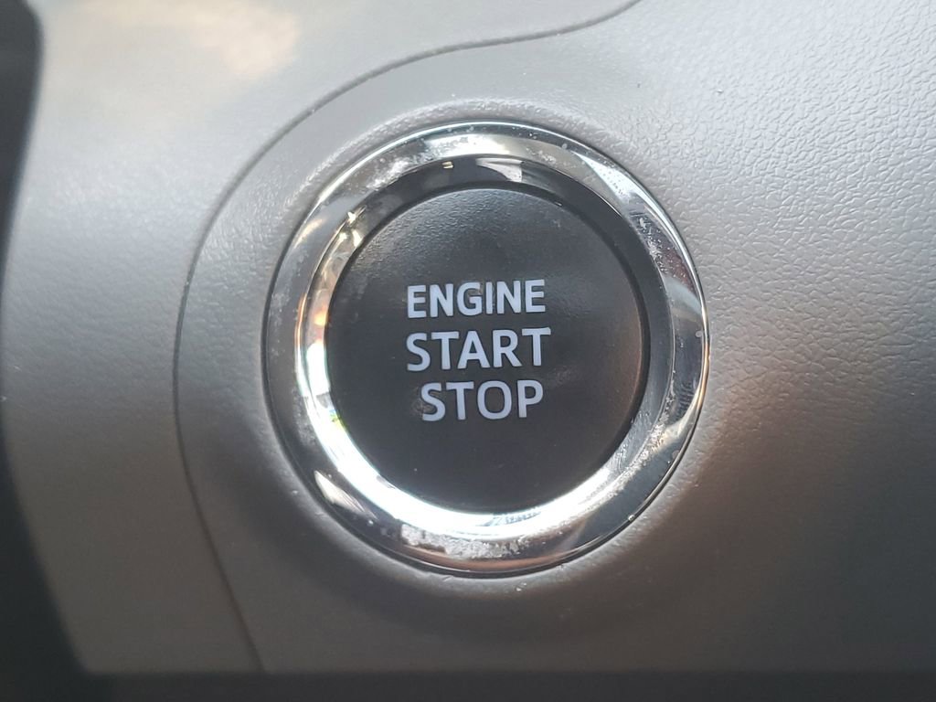 Used 2019 Toyota Avalon XLE image 30