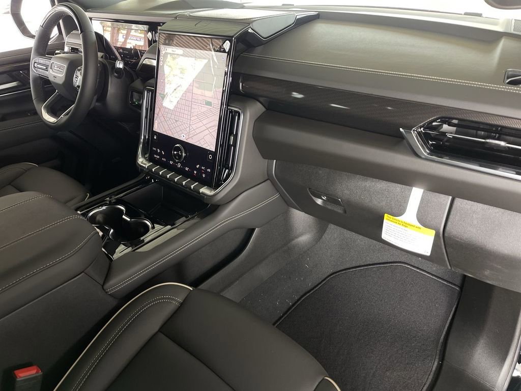 New 2026 GMC Yukon Elevation image 29