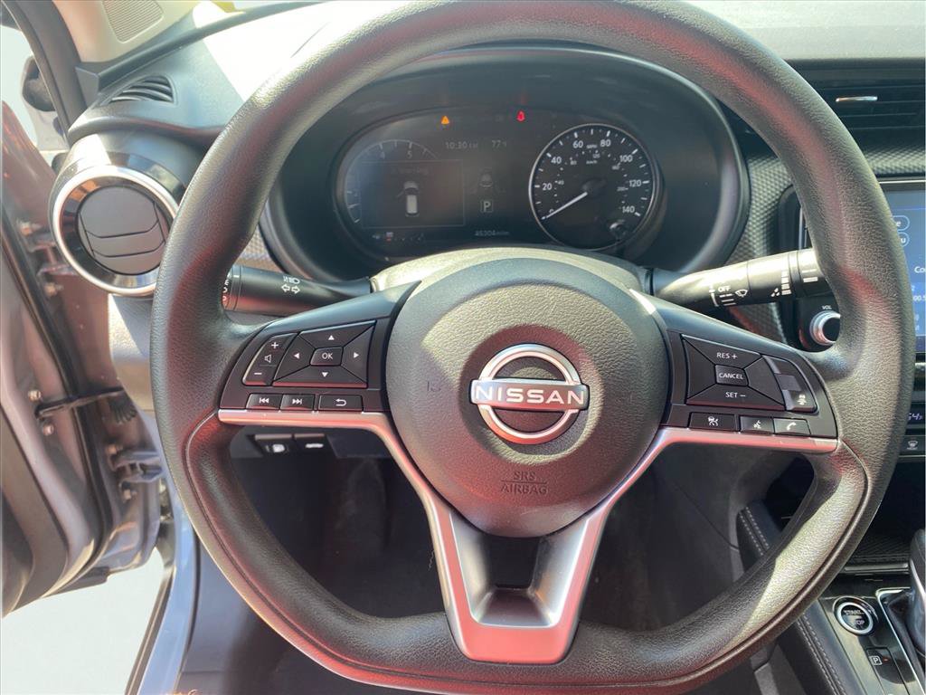 Used 2022 Nissan Kicks SV FWD image 7
