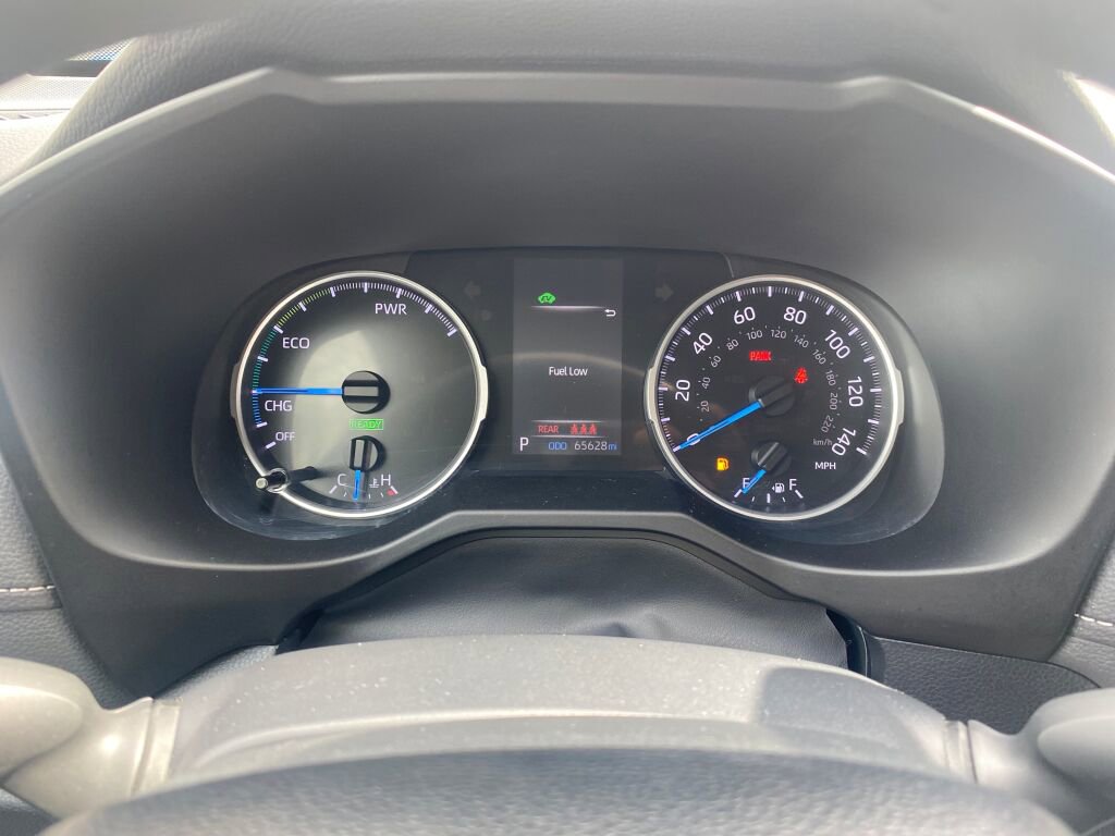 Used 2020 Toyota RAV4 LE w/ Carpet Mat Package image 3