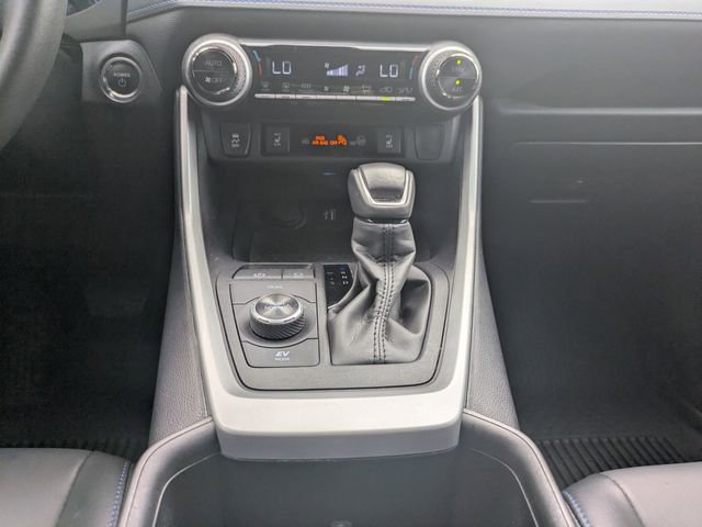 Used 2024 Toyota RAV4 XSE AWD/4WD image 20