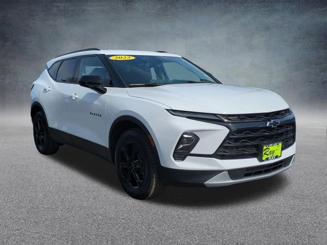 Certified 2023 Chevrolet Blazer LT w/ Convenience Package image 3