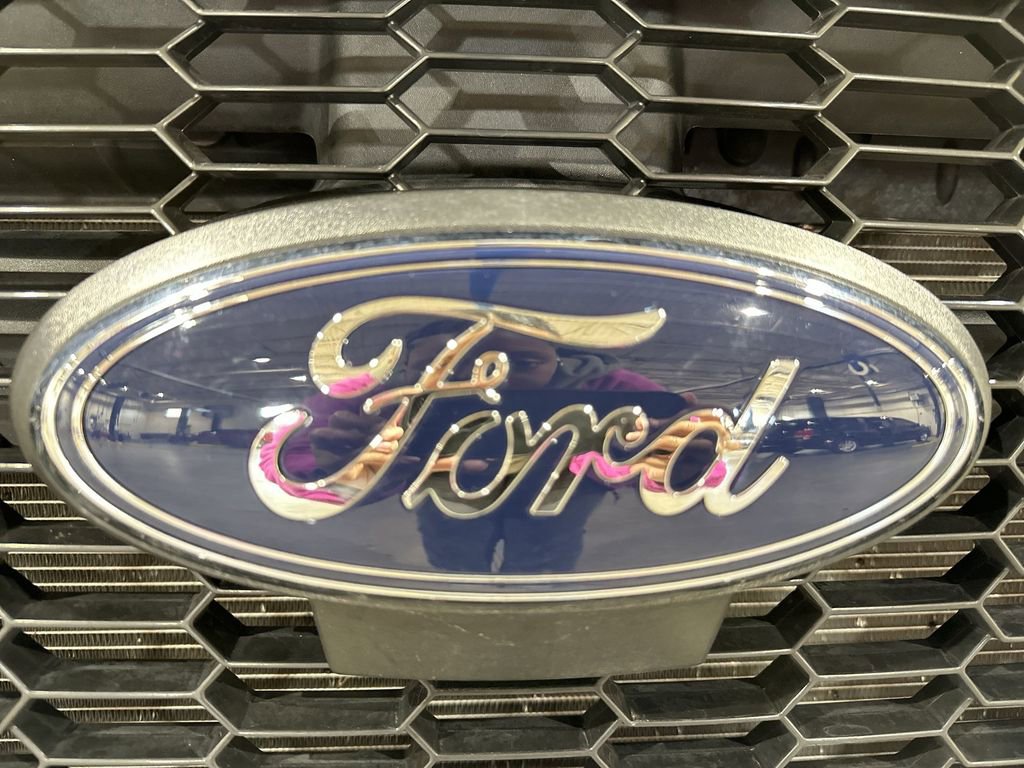 Used 2024 Ford Transit 250 Low Roof w/ Exterior Upgrade Package image 25