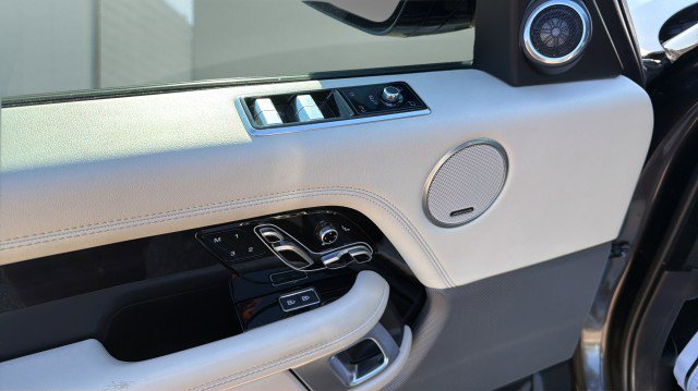 Used 2021 Land Rover Range Rover P525 Westminster Edition LWB image 20