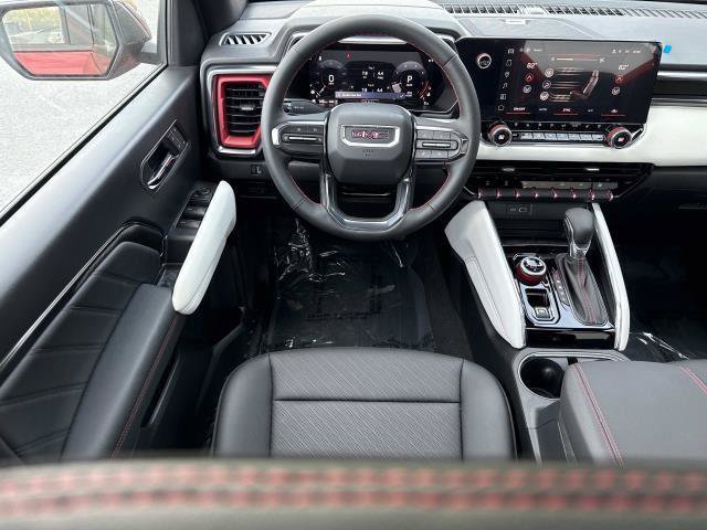 New 2026 GMC Canyon AT4X w/ LPO, Black Badging Package AWD/4WD image 26