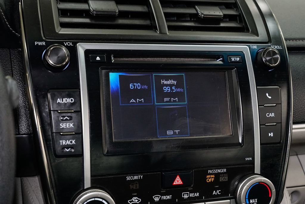 Used 2013 Toyota Camry LE image 14