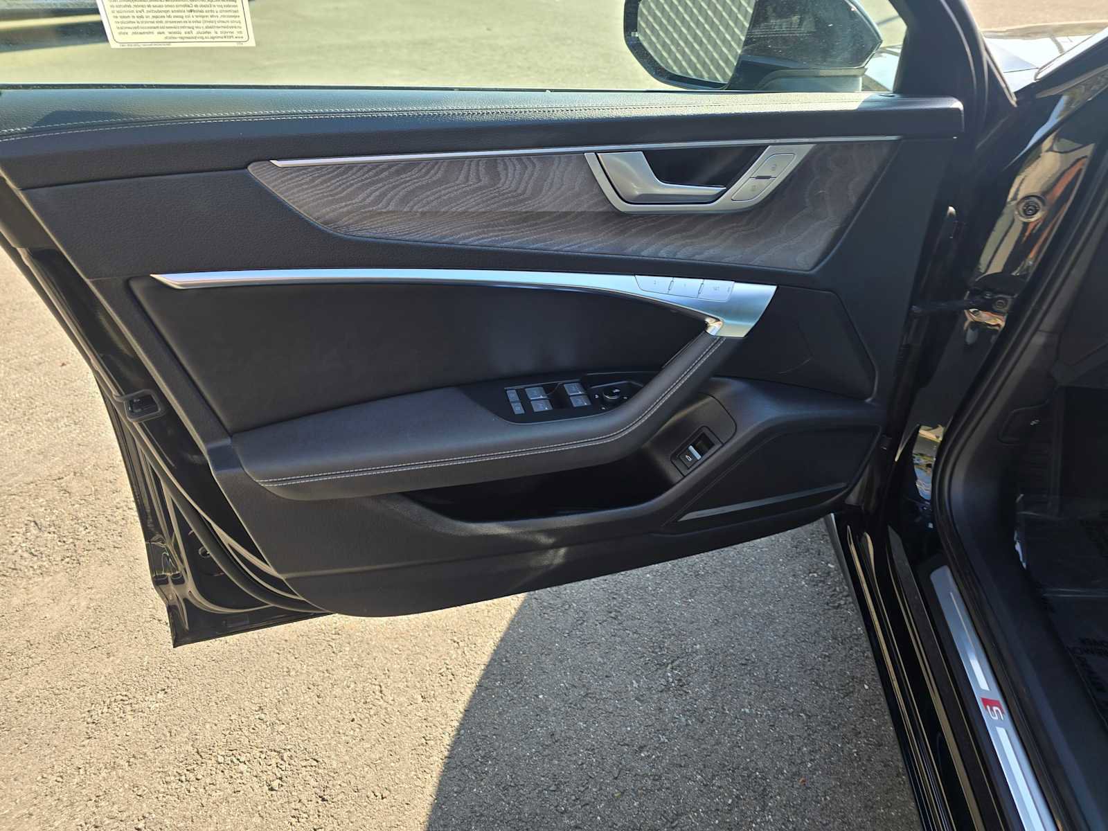 Used 2024 Audi A6 Premium Plus image 21