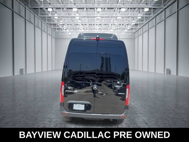 Used 2025 Mercedes-Benz Sprinter 2500 image 5