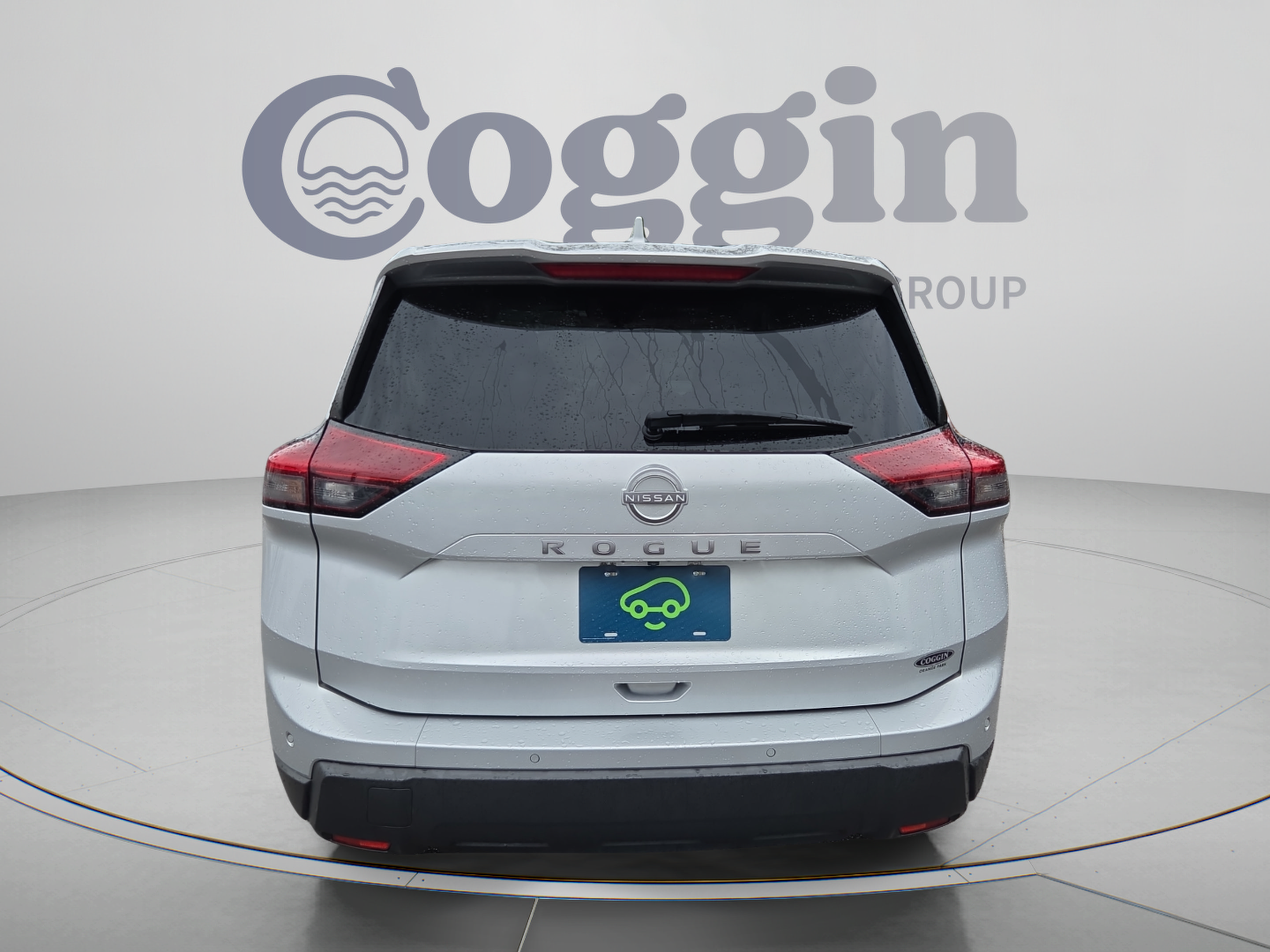 Used 2025 Nissan Rogue SV FWD image 4