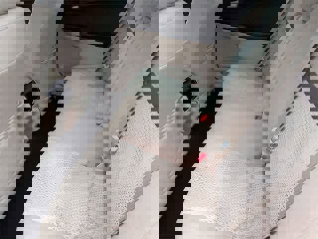 Used 2014 Toyota Camry L image 20